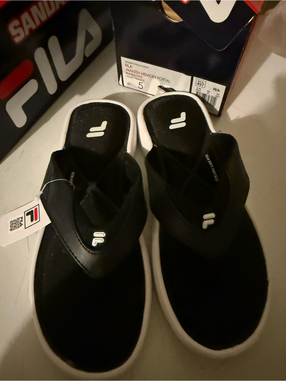 Fila Black and White Sandals women’s size 5